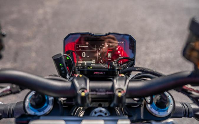 2023 Ducati Streetfighter V4 S Dark Stealth