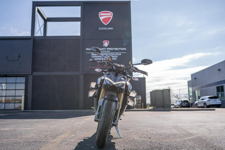 2023 Ducati Streetfighter V4 S Dark Stealth