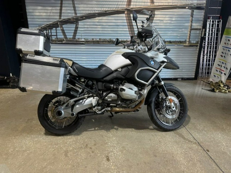 2023 Ducati Multistrada V4 Rally Brushed Aluminum & Matte Blac