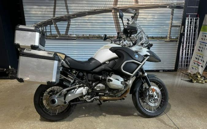 2023 Ducati Multistrada V4 Rally Brushed Aluminum & Matte Blac