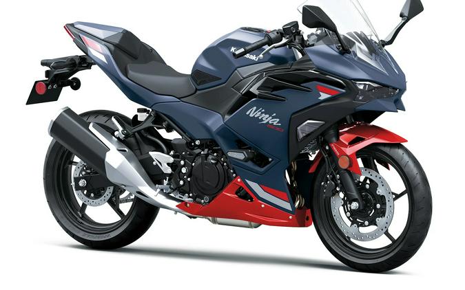 2026 Kawasaki NINJA 500 SE ABS Metallic Matte Twilight Blue/Candy Persimmon Red