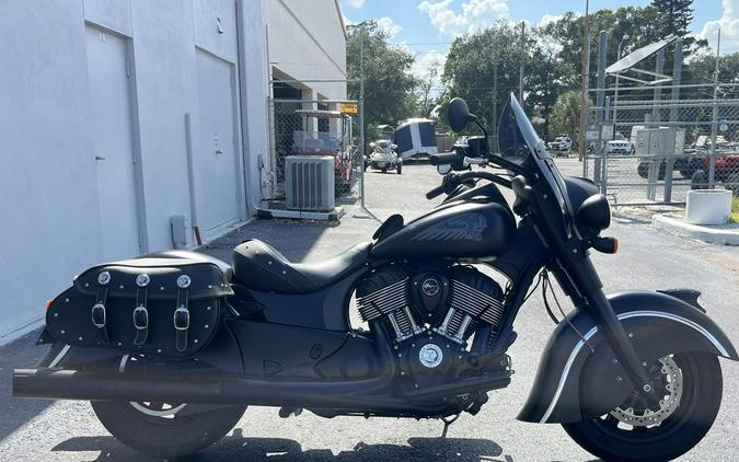 2018 Indian Motorcycle® Chief Dark Horse® ABS Thunder Black Smoke