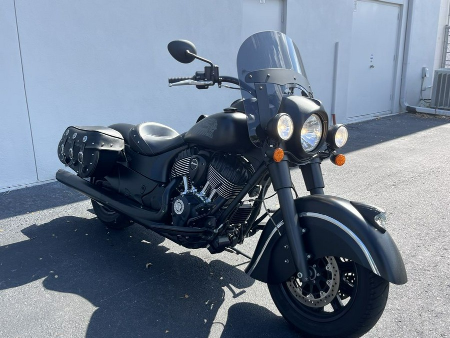 2018 Indian Motorcycle® Chief Dark Horse® ABS Thunder Black Smoke