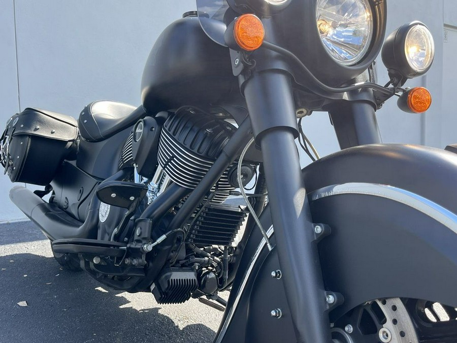 2018 Indian Motorcycle® Chief Dark Horse® ABS Thunder Black Smoke