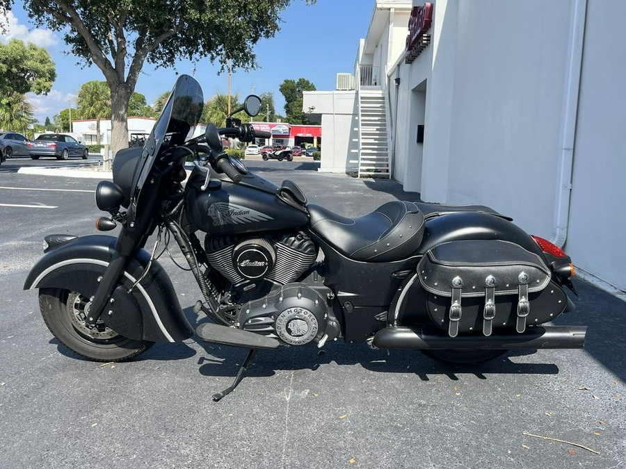 2018 Indian Motorcycle® Chief Dark Horse® ABS Thunder Black Smoke