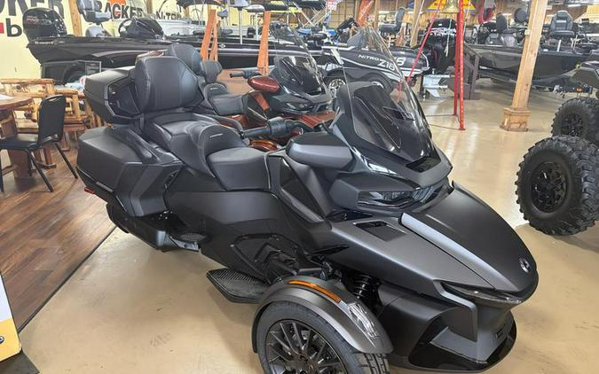 2026 Can-Am® Spyder RT Limited Dark
