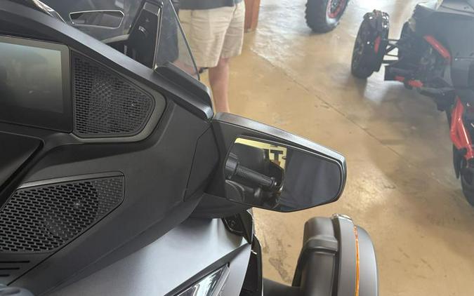 2026 Can-Am® Spyder RT Limited Dark