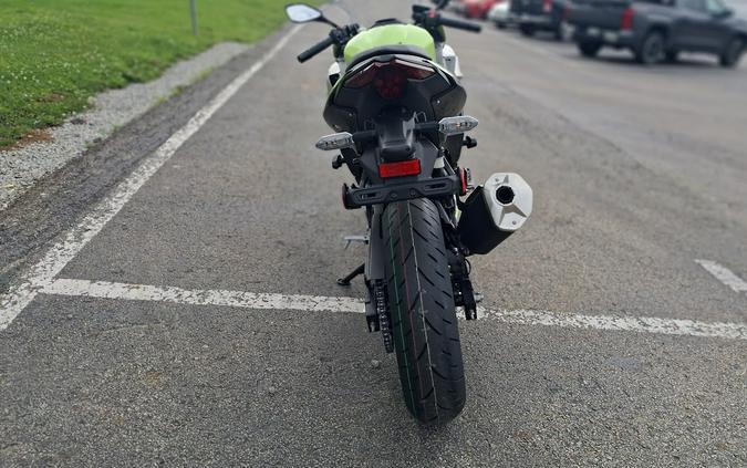 2026 Kawasaki Ninja® 500 SE ABS