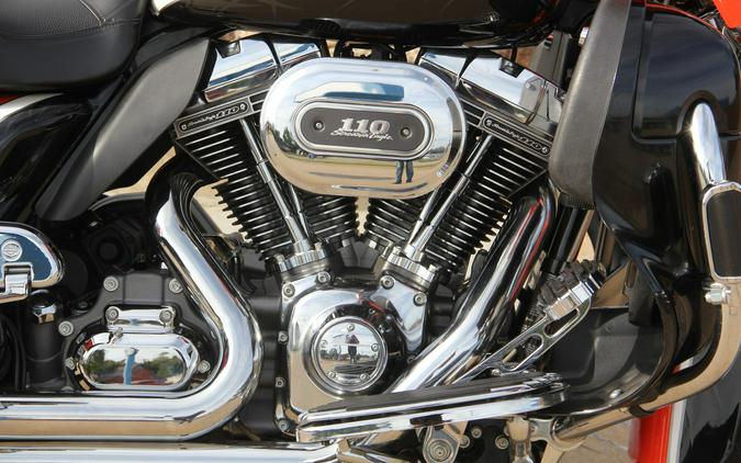 2012 Harley-Davidson FLHTCUSE8 CVO Ultra Classic Electra Glide