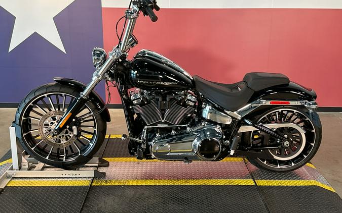 2026 Harley-Davidson BREAKOUT