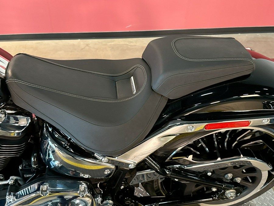 2026 Harley-Davidson BREAKOUT