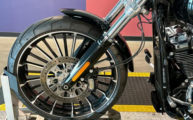 2026 Harley-Davidson BREAKOUT