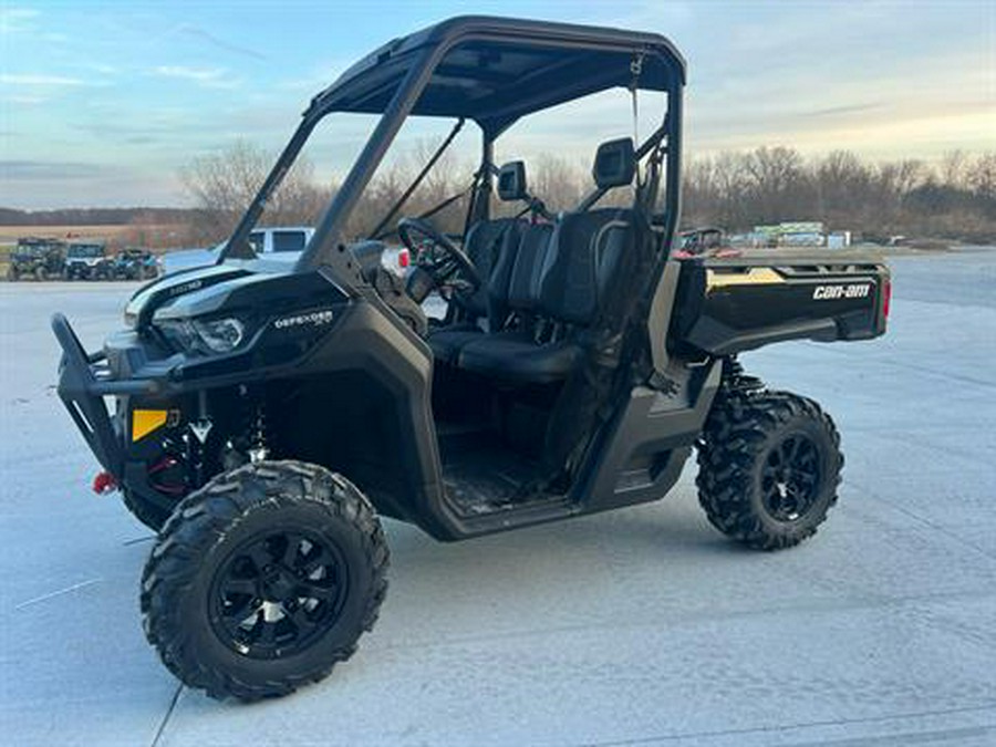 2024 Can-Am Defender XT HD10