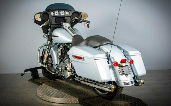 2023 Harley-Davidson Street Glide