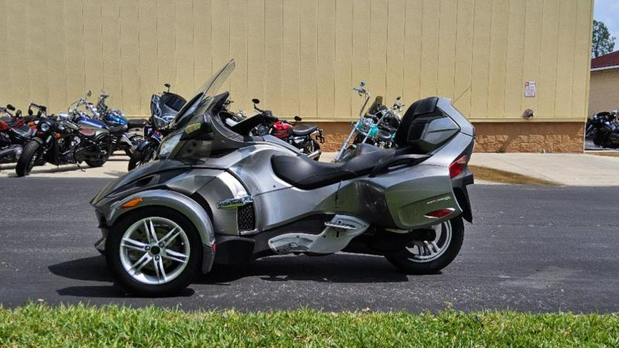 2011 Can-Am® Spyder