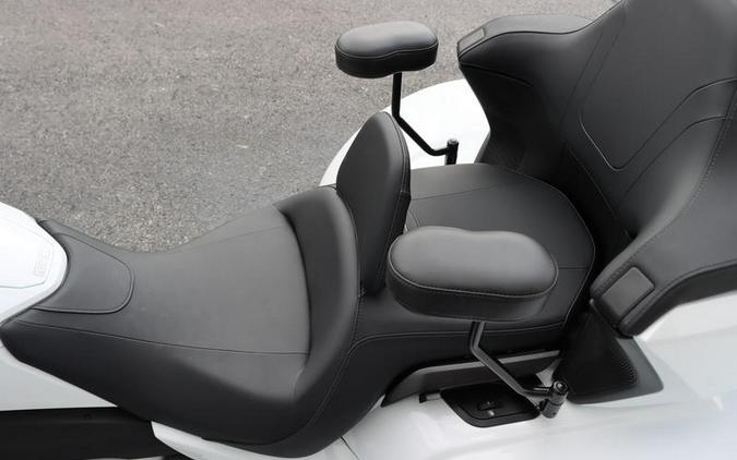 2018 Honda® Gold Wing Tour Automatic DCT Pearl White