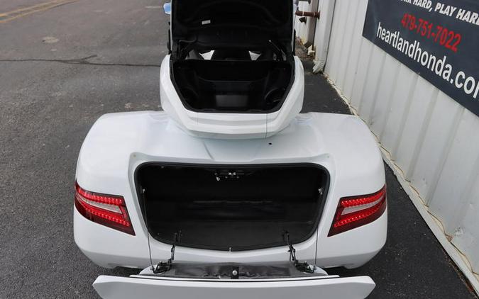 2018 Honda® Gold Wing Tour Automatic DCT Pearl White