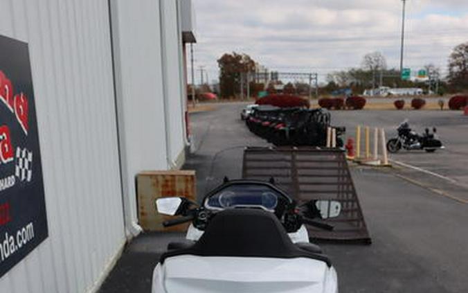 2018 Honda® Gold Wing Tour Automatic DCT Pearl White