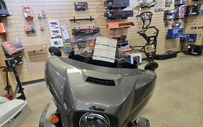 2025 INDIAN MOTORCYCLE ROADMASTER DARK HORSE