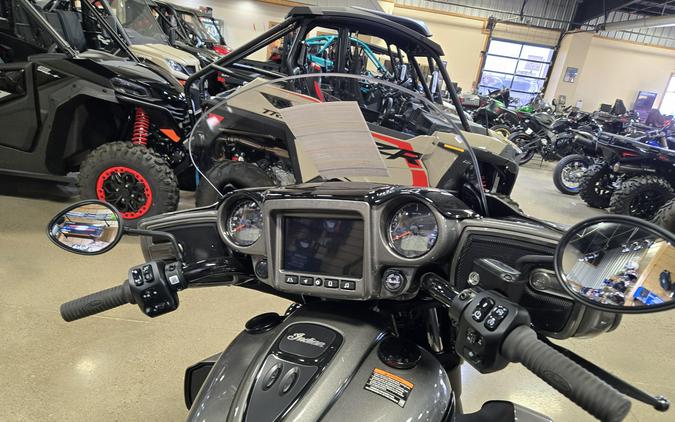 2025 INDIAN MOTORCYCLE ROADMASTER DARK HORSE