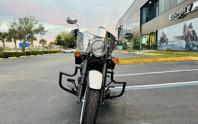 2024 Kawasaki Vulcan 900 Classic