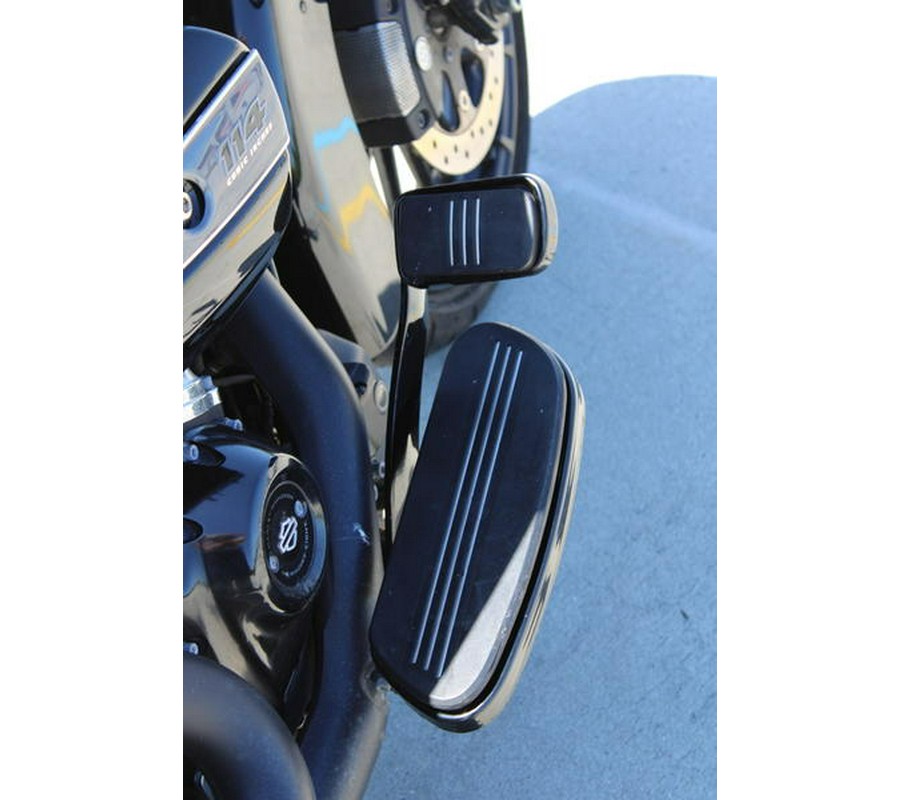 2019 Harley-Davidson® FLHXS - Street Glide® Special