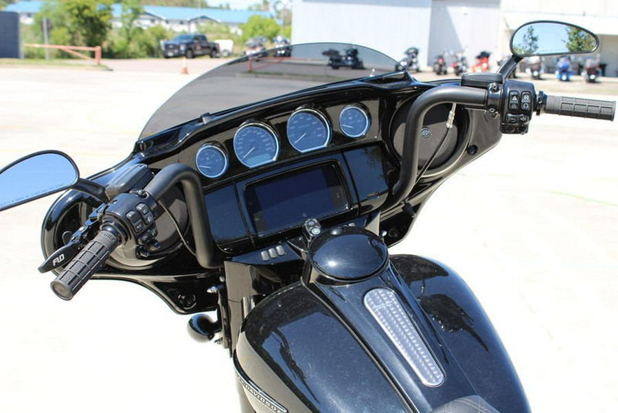2019 Harley-Davidson® FLHXS - Street Glide® Special