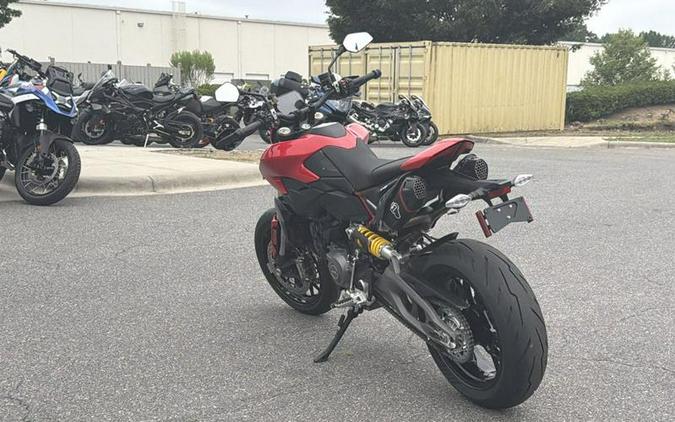 2026 Ducati Hypermotard V2