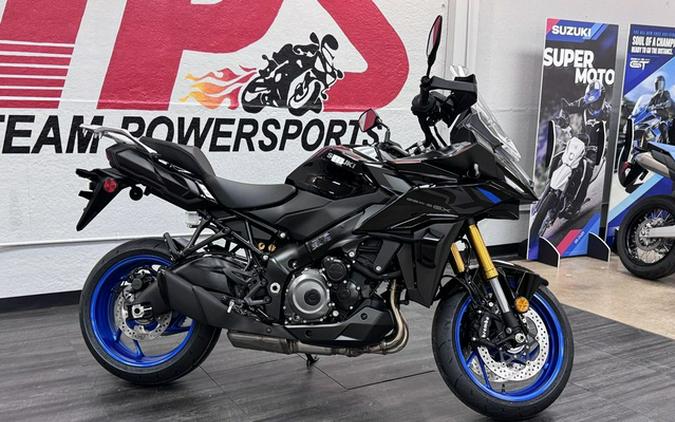 2027 Suzuki GSX-S 1000GX+
