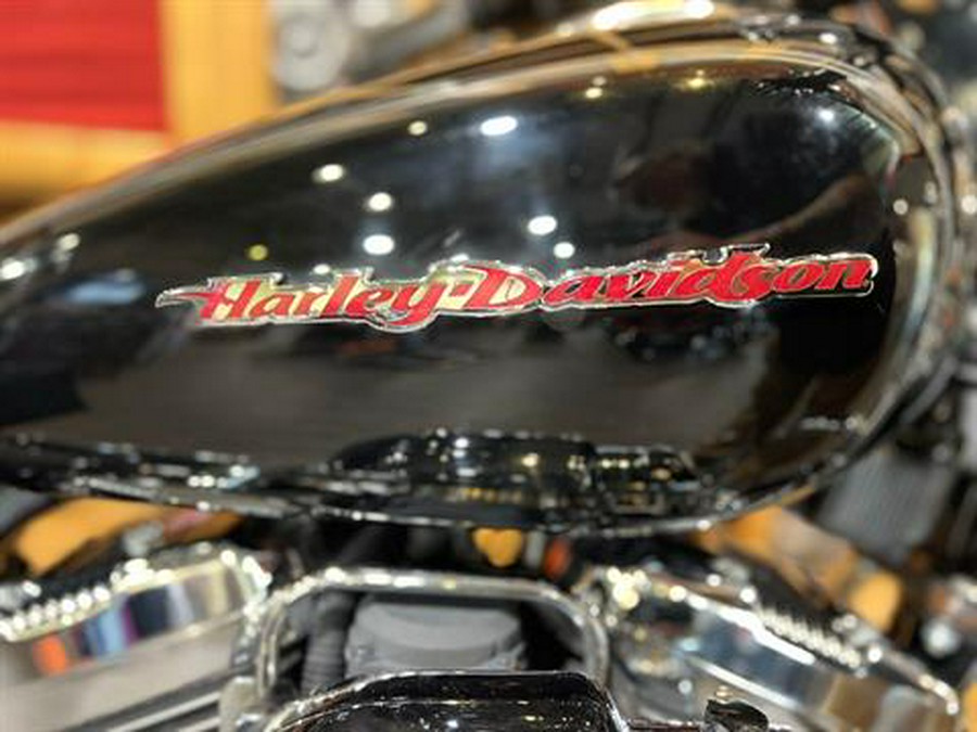 2004 Harley-Davidson 1200 Custom