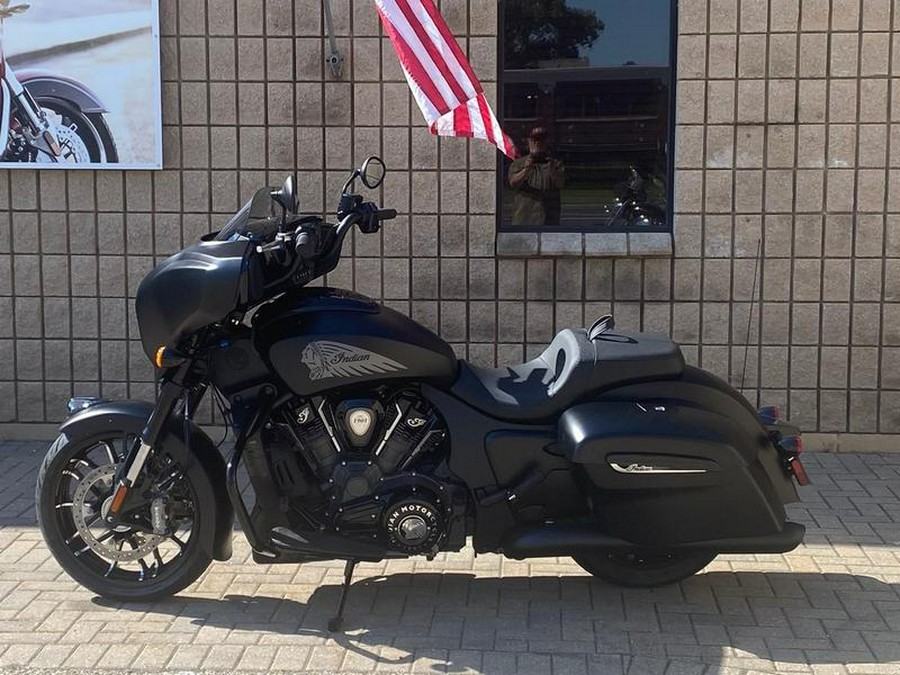 2025 Indian Motorcycle® Chieftain® PowerPlus Dark Horse® Black Smoke