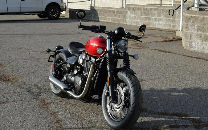 2023 Triumph Bonneville Bobber Red Hopper