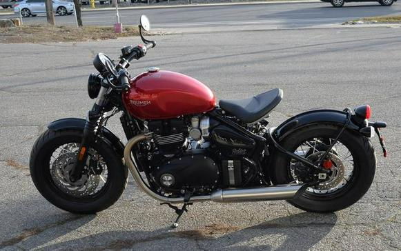 2023 Triumph Bonneville Bobber Red Hopper