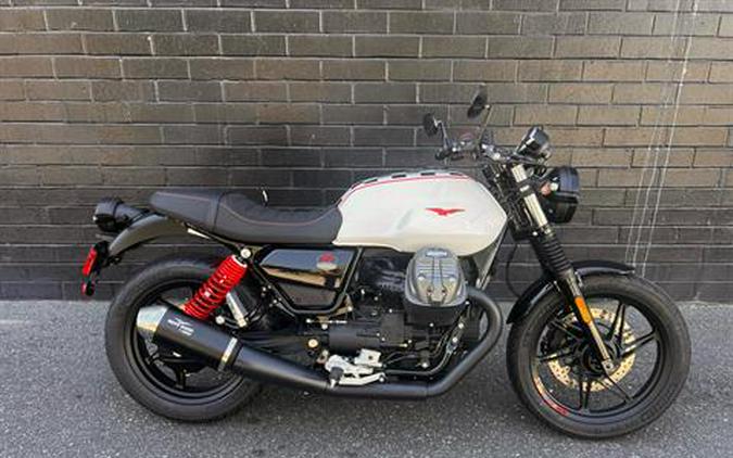 2024 Moto Guzzi V7 Stone Ten