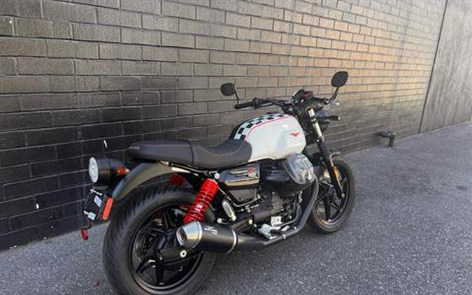 2024 Moto Guzzi V7 Stone Ten