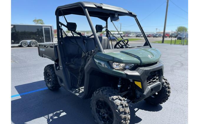 2024 Can-Am DEFENDER DPS HD7