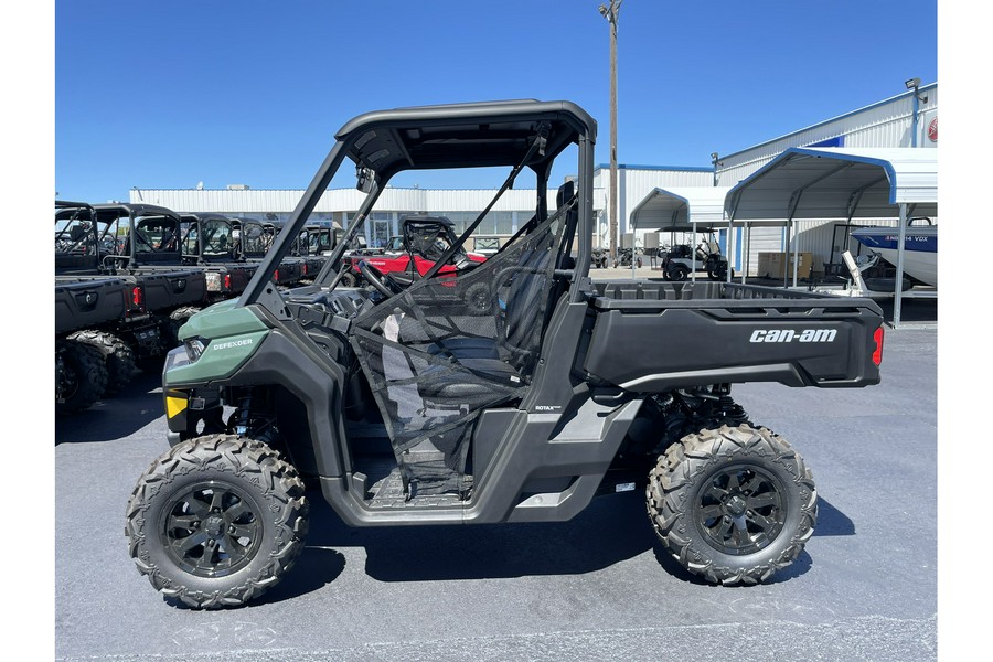 2024 Can-Am DEFENDER DPS HD7