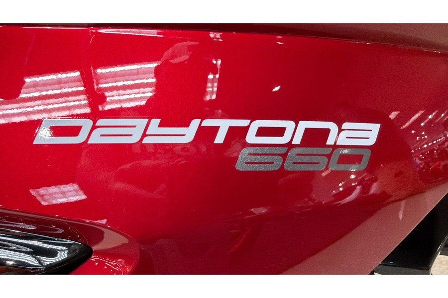 2025 Triumph Daytona 660