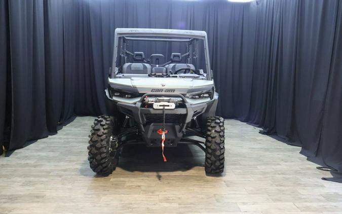 2026 Can-Am Defender MAX X mr HD11 with half-doors