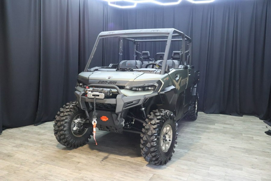 2026 Can-Am Defender MAX X mr HD11 with half-doors