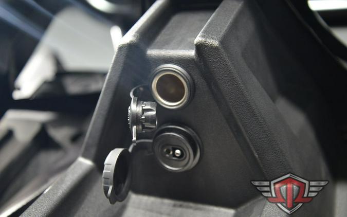 2024 Polaris SlingshotĀ® S with Technology Package I