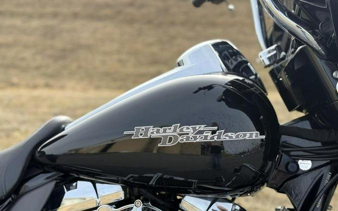2014 Harley-Davidson® FLHXS - Street Glide® Special