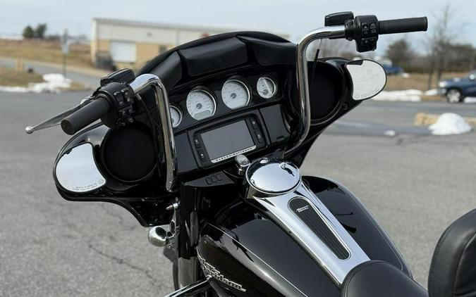 2014 Harley-Davidson® FLHXS - Street Glide® Special