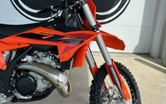 2025 KTM 300 SX