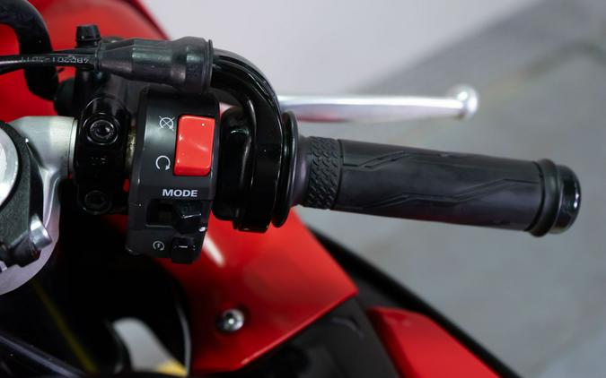 2013 Yamaha YZF-R1