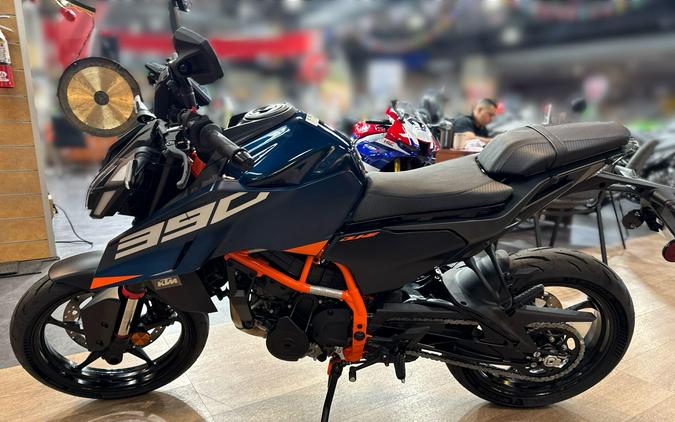 2026 KTM 390 DUKE