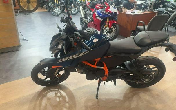 2026 KTM 390 DUKE