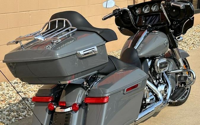 2022 Harley-Davidson Street Glide Special Gunship Gray