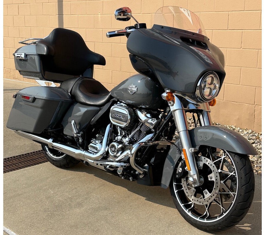 2022 Harley-Davidson Street Glide Special Gunship Gray