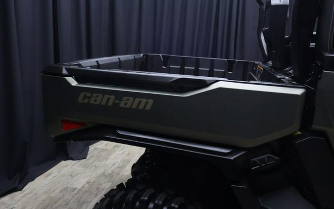 2026 Can-Am Defender MAX X mr HD11 with half-doors